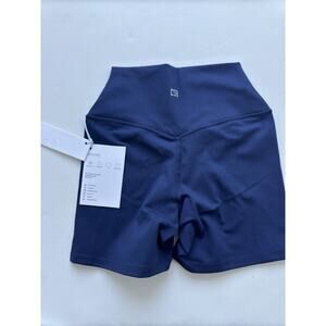 CSB Women's Serenity 4" Shorts,Navy size Small NWT!